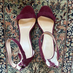 Wild Diva Burgundy Heels (never worn/like new, size 7)